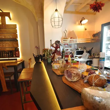 Bed and breakfast T 4*