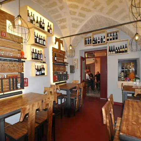 T Bed and breakfast 4*