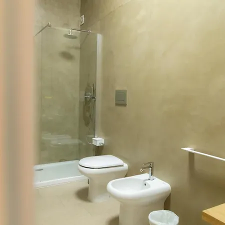 T 住宿加早餐酒店 4*