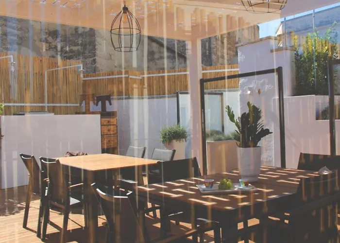 T فندق مبيت وإفطار ليتشي