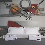 Bed and breakfast T