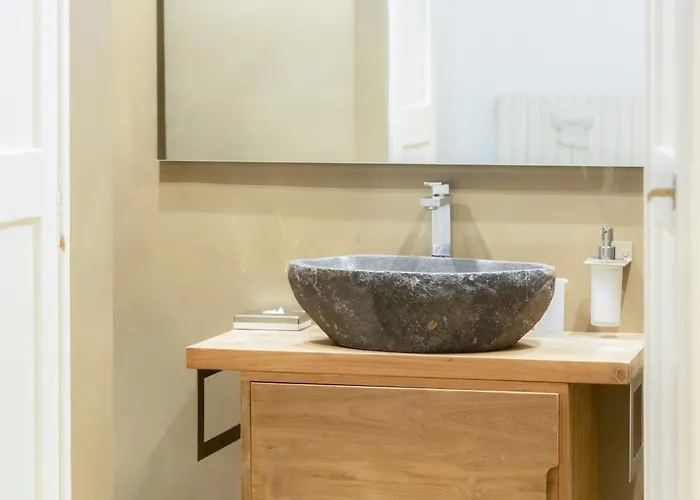 ベッド・アンド・ブレックファスト T